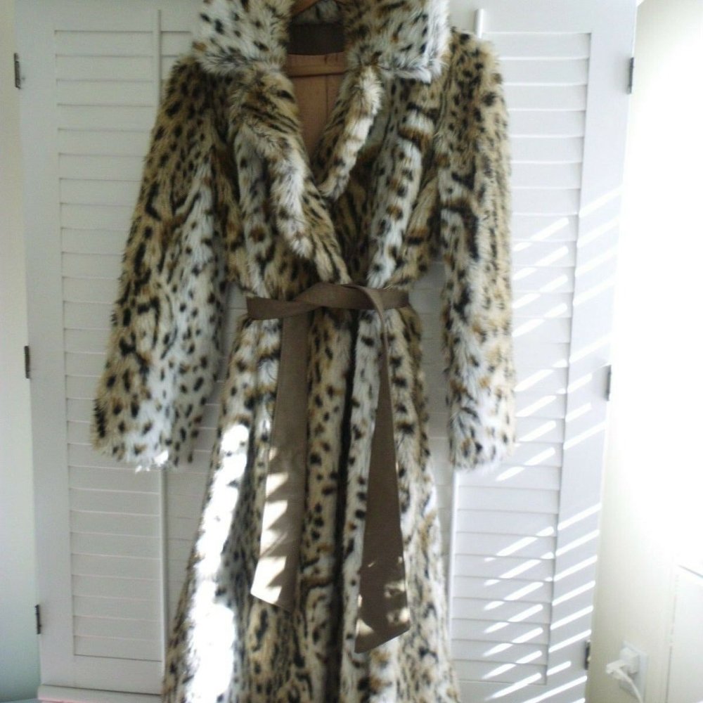 CAREER ORIGINAL FAUX FUR LEOPARD LINED FUR COAT